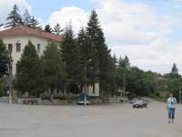 Ново село е само на двадесетина километра от Велико Търново, а всеки десети жител в него е в графата „новите българи”