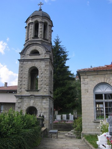 Защо гърци идват на религиозен туризъм в родопското село  Момчиловци