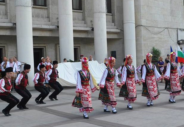 Рекорден брой участници за най-стария фолклорен фестивал у нас