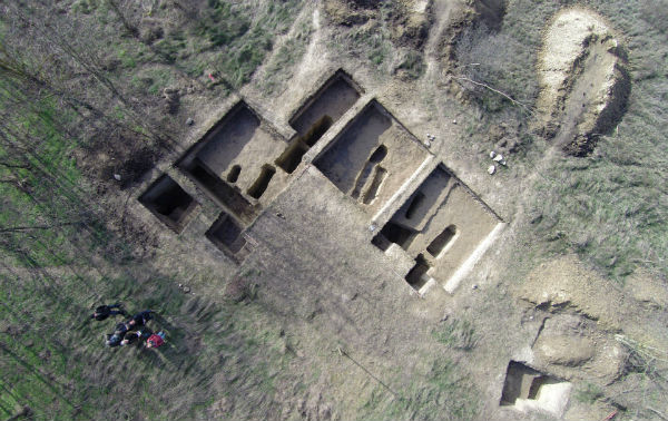 Какво разкриха археолозите в късноантичния некропол край с. Абрит