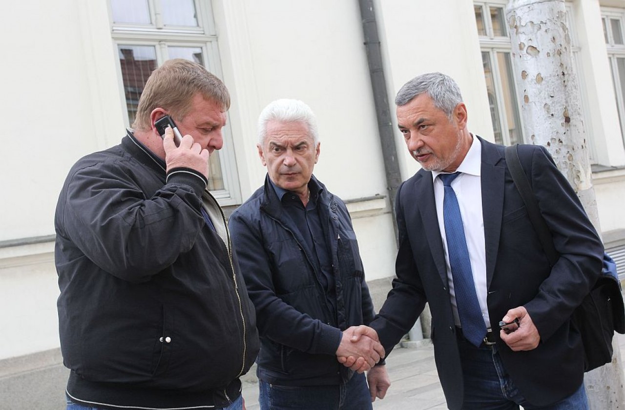 След срещата между ГЕРБ и Патриотите: Правителство с мандат 4 години и премиер Борисов