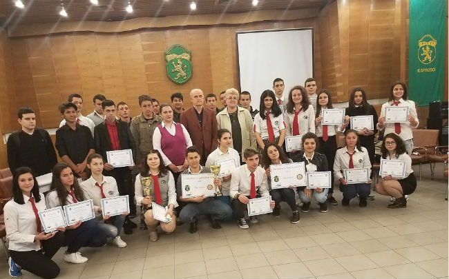 Урок по благородство: Карловски ученици се отказаха от награда в конкурс