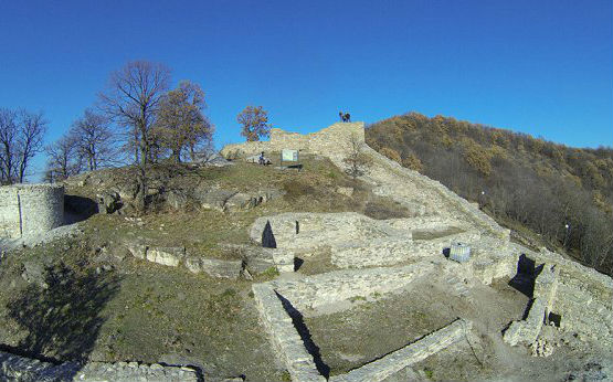 Средновековният град-крепост Хоталич ще стане сцена на Национален рок фестивал