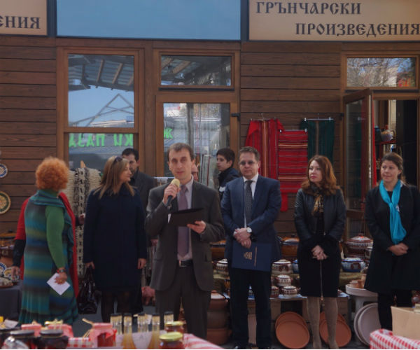 Служител на МЗХ прикривал безобразията на баща си на плаж „Кранево-север“