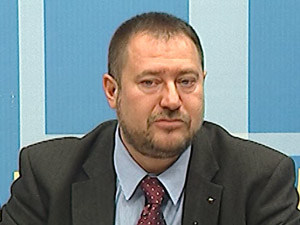 Петър Харалампиев поема ръководството на Държавната агенция за българите в чужбина