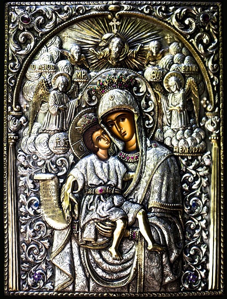 Чудотворната икона "Пресвета Богородица - Достойно есть" се мести от Бухово в София