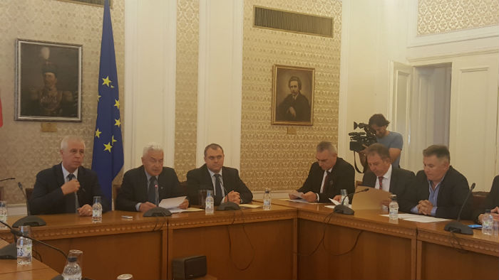 Обединени патриоти и проф. Николай Петров проведоха среща за проблемите в здравеопазването