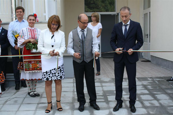 Казанлък има вече нов Национален център по природо-математически науки