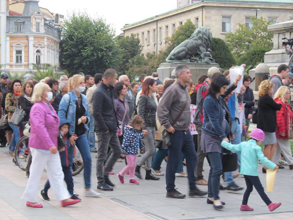 Местната власт в Русе се дистанцира от протеста на хората за чист въздух