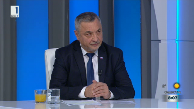 Валери Симеонов: Големите производители на алкохол работят в симбиоза с нелегалните казани