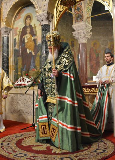 Новата година започна в храм "Св. Александър Невски" със св. Василиева литургия