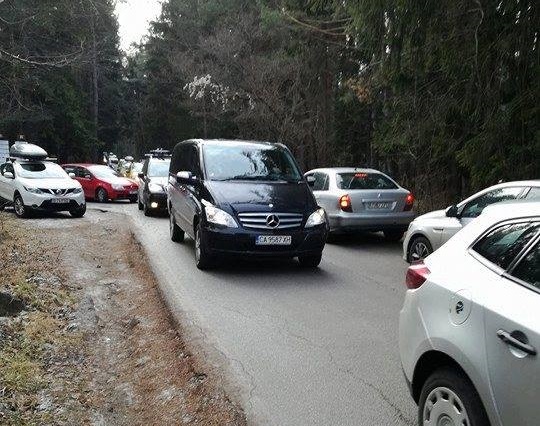 Хиляди автомобили щурмуват Пирин през почивните дни