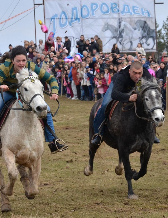 Традициите по Тодоровден в Чепинския край оживяват във Велинград