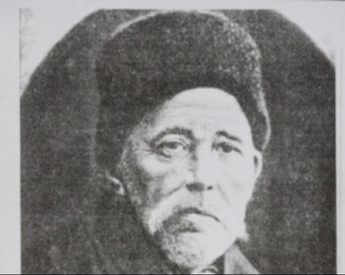 След 6 години срамни спорове: Темата за паметник на благодетеля на Бургас тръгва отначало