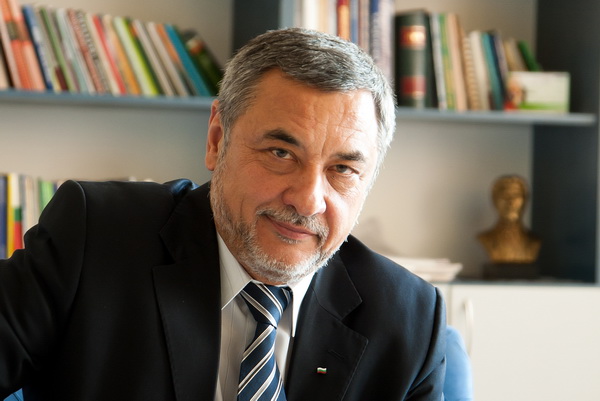 Вицепремиерът Валери Симеонов ще се срещне с украинския министър на образованието Юлия Гриневич