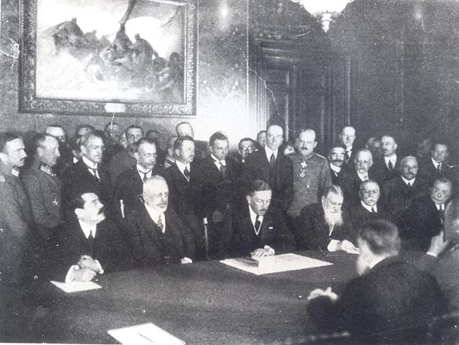 Навършват се 100 години от подписването на Букурещкия мирен договор