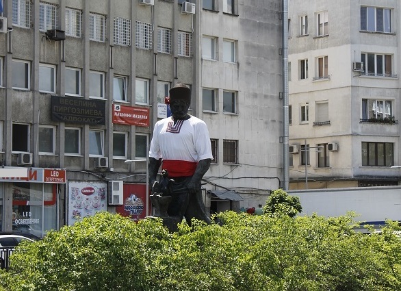 Защо Рачо Ковача се нагизди с народна носия