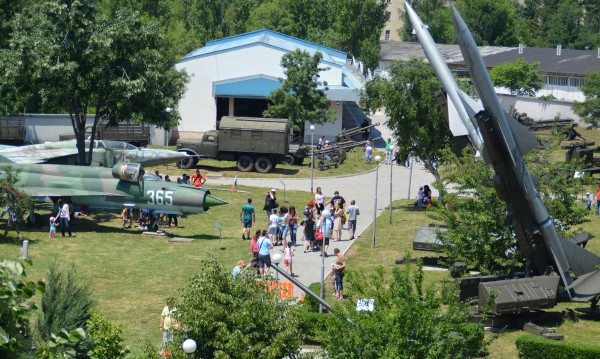 Вълнуващи лични родови истории от Втората световна война представя НВИМ