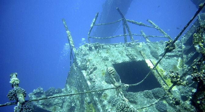 Археолози откриха 400-годишен кораб на дъното на Атлантически океан