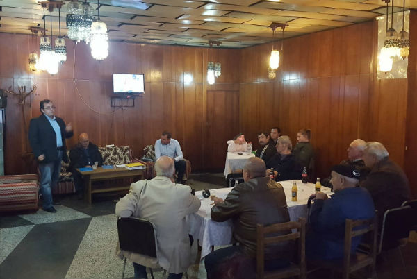 В Подвис бавят на българите доставките на дърва за огрев