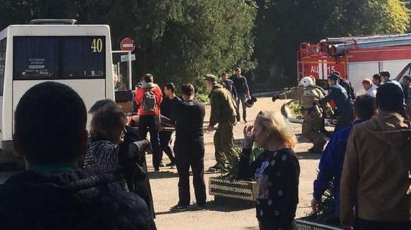 Терористична атака в Крим: Бомба в колеж уби най-малко 18 души