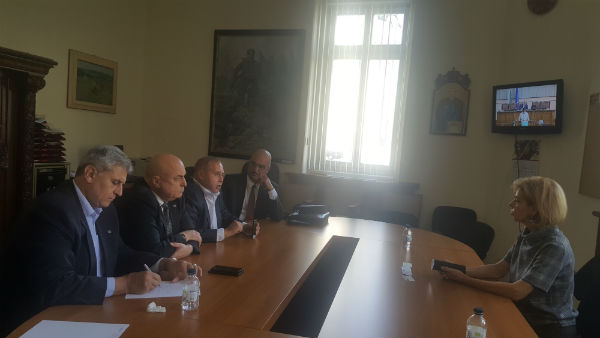 Депутати на НФСБ поставиха проблеми на граждани с Енерго-Про