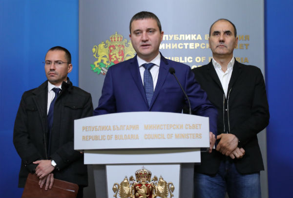 Горанов: Темата „1000 лева за Гражданска отговорност“ е спекулация, такъв дебат няма