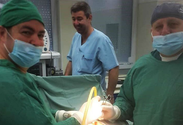 Екипът на проф. Димитър Шишков извърши поредната сложна операция на пикочен мехур