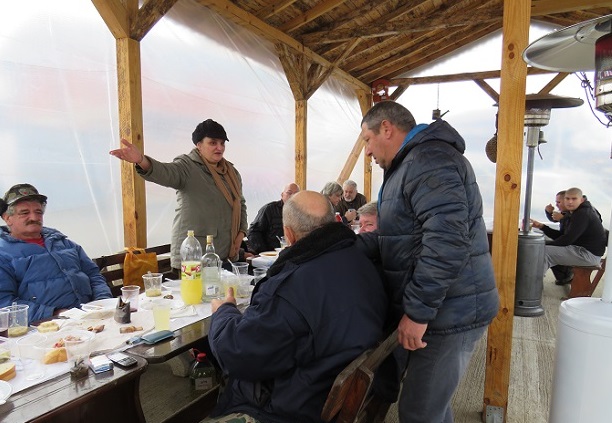 Бургаските рибари от Ченгене скеле отпразнуваха Никулден по стар стил