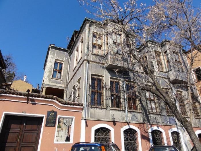 МС предлага ново име на Академията за музикално, танцово и изобразително изкуство в Пловдив