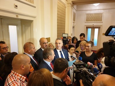 НФСБ предлага пълна забрана за използване на наргилета