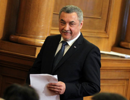 Валери Симеонов: Не ме сваляйте на нивото на малотиражката на „Атака“
