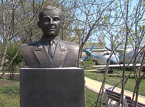 Как Юрий Гагарин се озова сред самолетите в авиомузея край Бургас