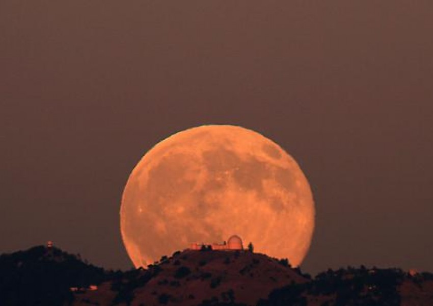 Ягодова Луна и метеоритен дъжд - ще станем свидетели на две невероятни явления през юни