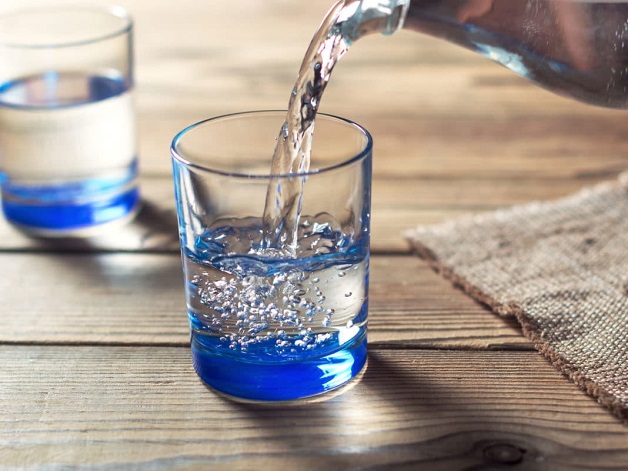8 чаши вода на ден поддържат оптимален воден баланс в тялото