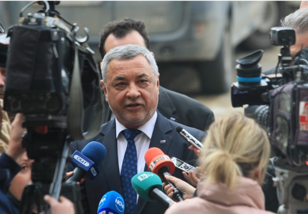 Валери Симеонов предлага в МВР да има ново звено "Изборна полиция"