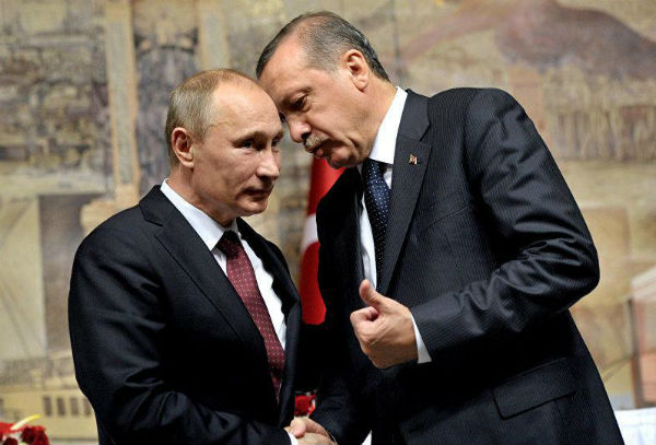Путин предлагал помощ на Ердоган по време на кървавия 15 юни преди три години?