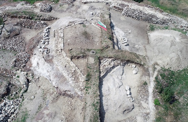 Археолози откриха дома на владетеля на средновековния град Русокастро
