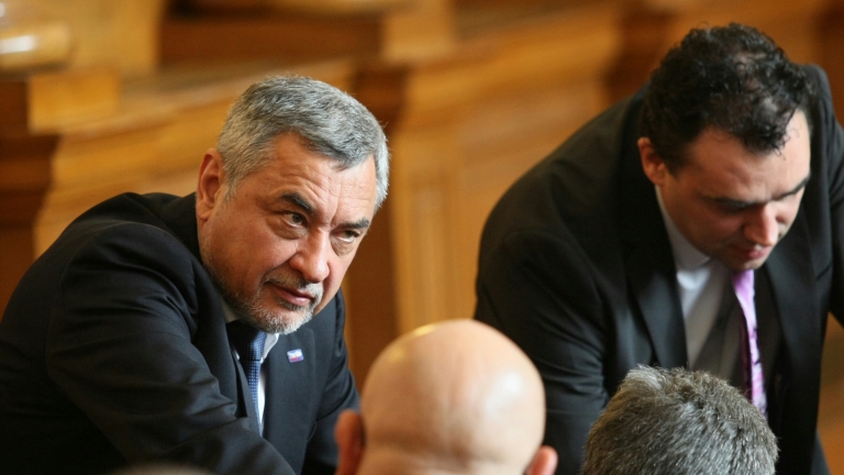 Патриотите внесоха закон за защита правата на възрастните хора