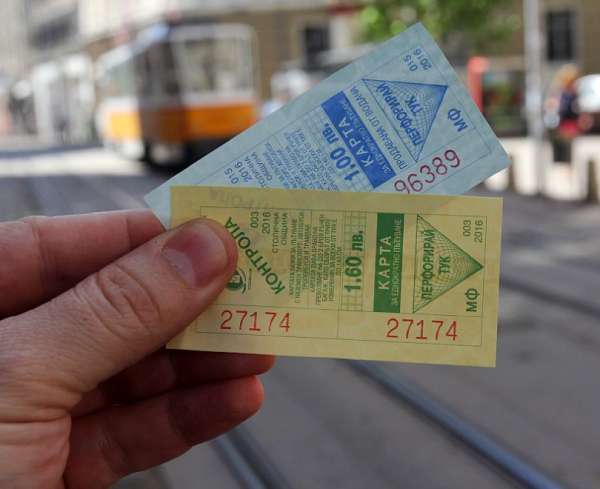 Съдебната битка за цената на билета за градския транспорт в София продължава