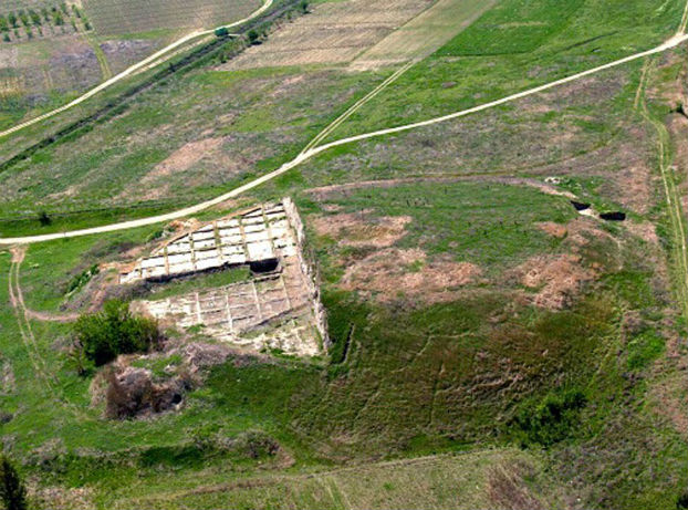 80-годишнината от проучванията на селищна могила Юнаците събира археолози в Пазарджик