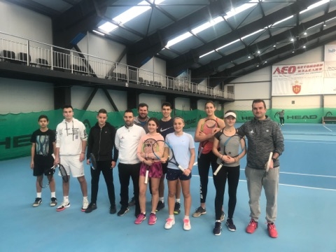 Тенисисти от цялата страна се подготвят в Бургас за държавните първенства в зала
