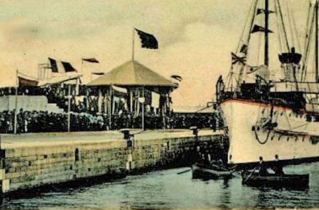 Бургаското пристанище стана на 117 години
