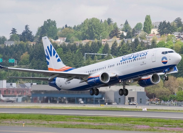 „Луфтханза" закрива SunExpress и чартърите до България