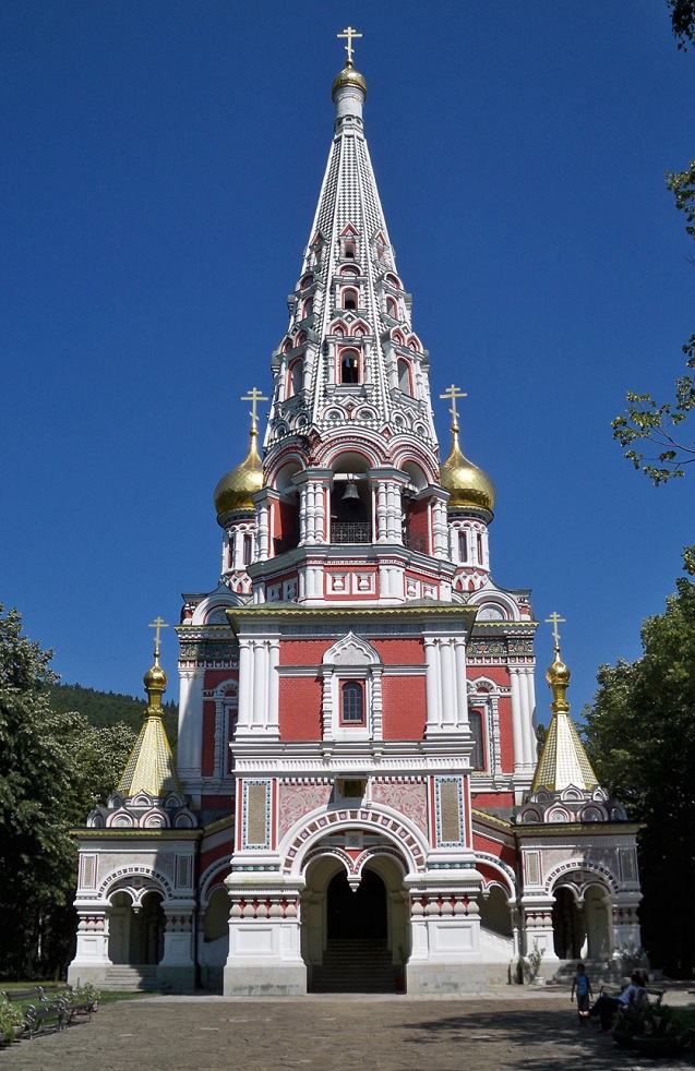 Ще ремонтират камбанарията на храм-паметника манастир „Рождество Христово“ в Шипка