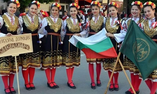 „Балканджийче“ от Елена обра овациите на международен танцов конкурс