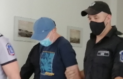 Готвачът Деян Дичев остава в ареста