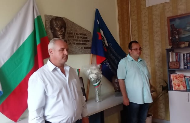 Патриотите в Бургас почетоха рождението на Николай Хайтов