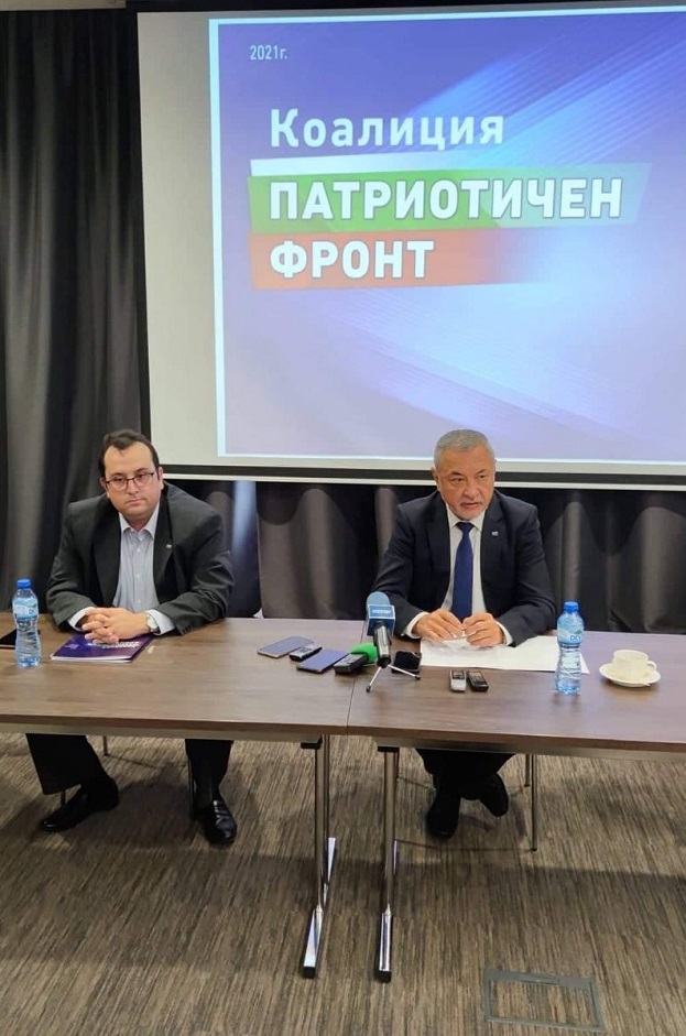 Хора с ярки биографии влизат в листата на Коалиция „Патриотичен фронт“ в Бургас, водач е Валери Симеонов
