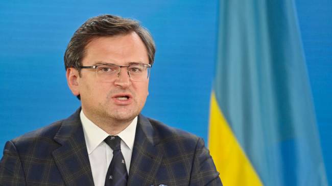 Външният министър на Украйна: Варварската война на Путин излага цяла Европа на опасност